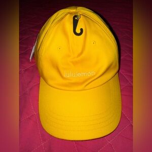 Lululemon Classic Ball Cap Yellow S/M NWT‎